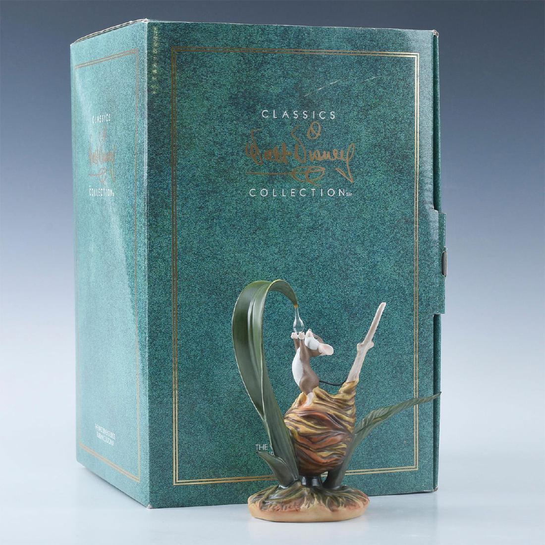 DISNEY CLASSICS FIGURINE BAMBI FIELD MOUSE (1 of 6)