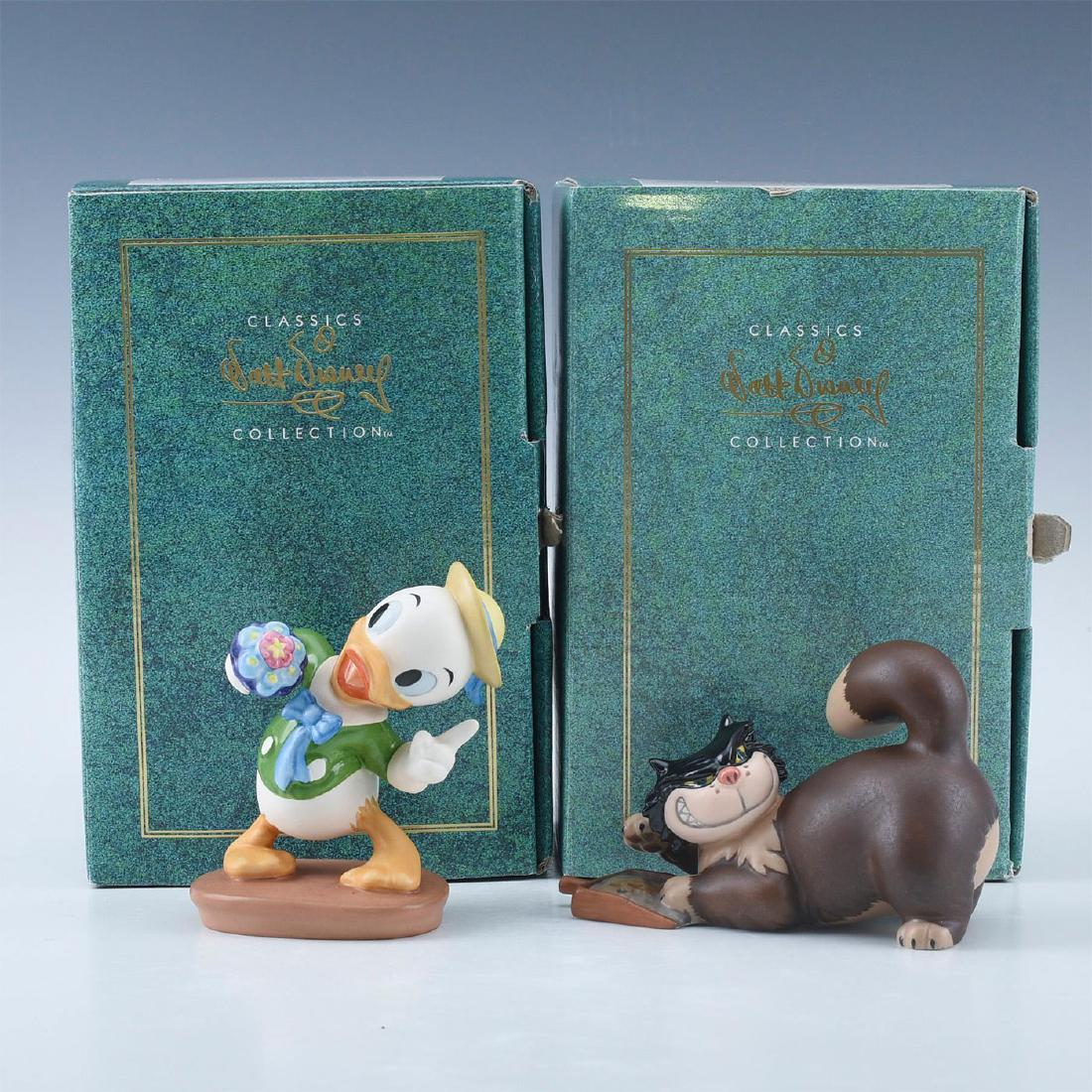 GROUP, 2 DISNEY CLASSICS FIGURINES, VARIOUS (1 of 6)