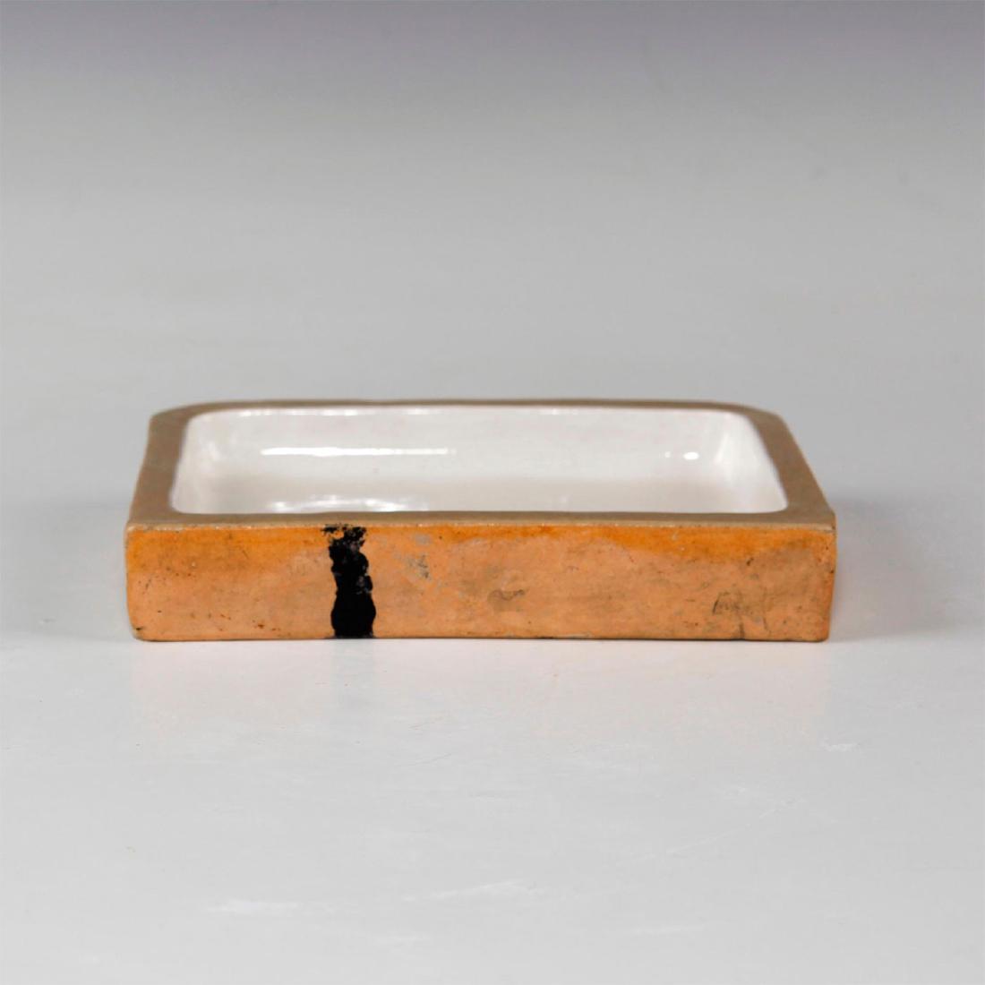 DOULTON & CO. STONEWARE SALESMAN SAMPLER, PIN TRAY: Designed to promote Doulton's drainpipes and sanitary wares. Doulton & Co. backstamp to interior of tray. Issued: c. 1890-1920 Dimensions: 1"H x 5.75"L x 4.25"W Manufacturer: Doulton & Co. Provenance: