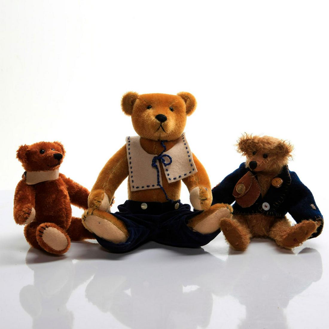 3 STUFFED BEARS, ARTICULATED (1 of 4)