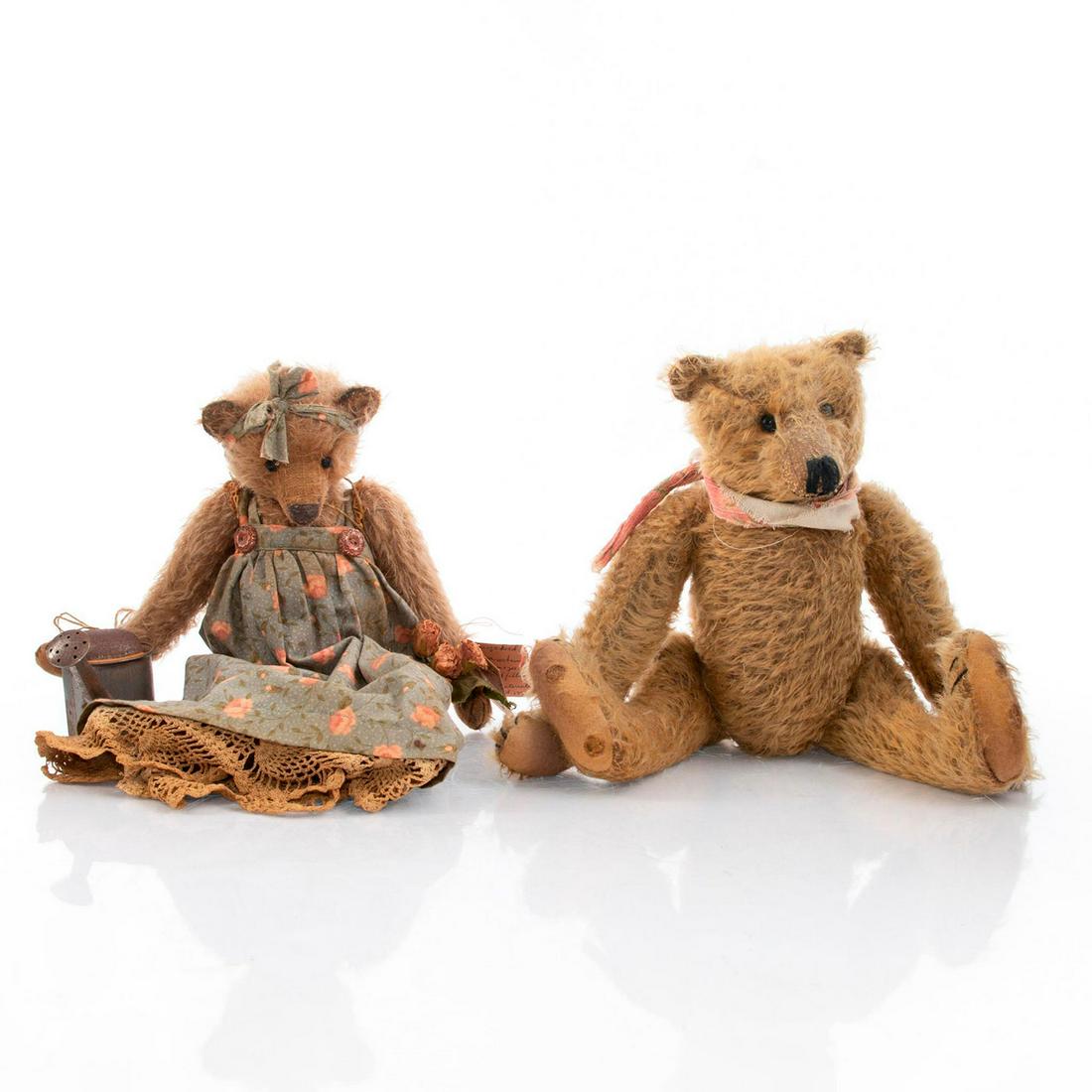 GROUP OF 2 MALE & FEMALE TEDDY BEARS, ARTIST SIGNED (1 of 9)