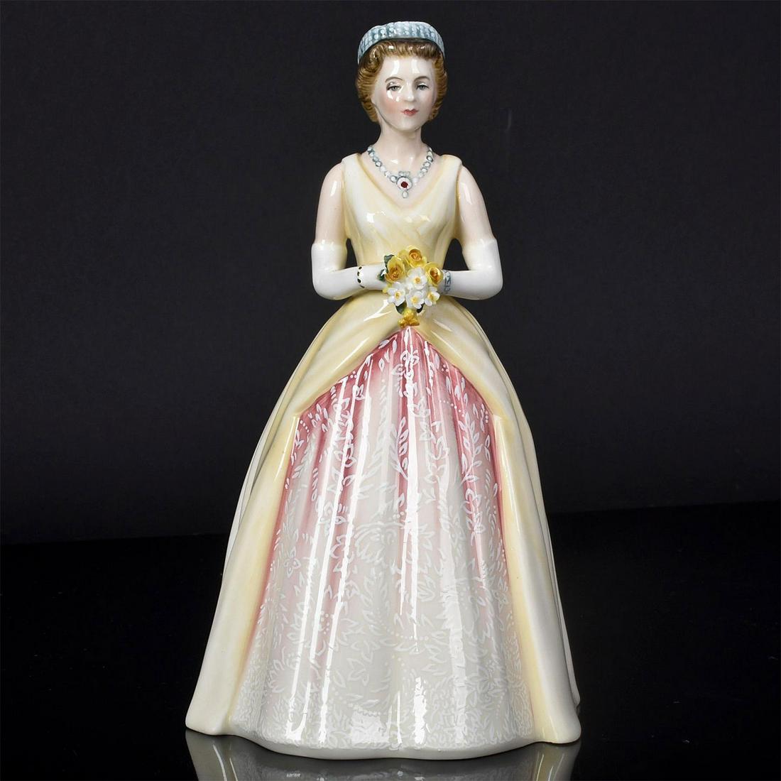 ROYAL DOULTON FIGURINE, HM QUEEN ELIZABETH II HN3440: Handpainted in a limited edition. Royal Doulton backstamp. Artist: Peter Gee Issued: 1992 Dimensions: 7.5"H Edition Number: 2016 Edition Size: 3500 Manufacturer: Royal Doulton Country of Origin: Engla