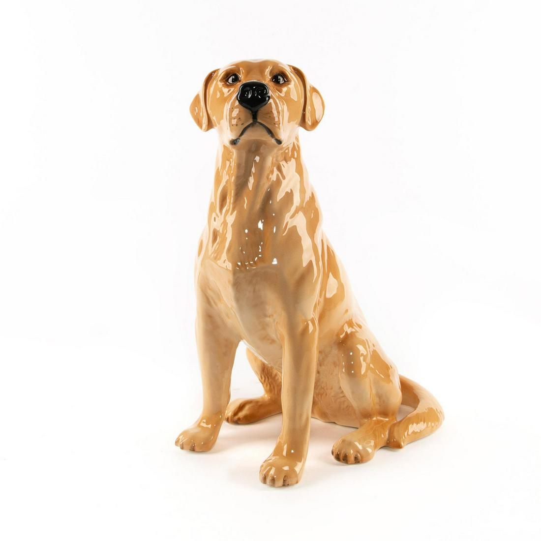 ROYAL DOULTON FIGURINE FIRESIDE DOG GOLDEN LABRADOR (1 of 8)