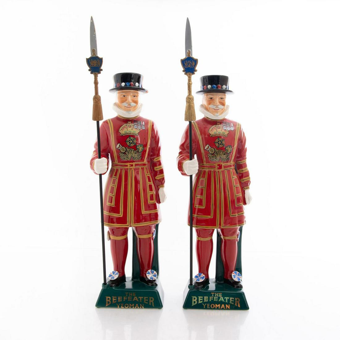 PAIR OF CAROLTON WARE  BEEFEATER GIN DECANTERS (1 of 6)
