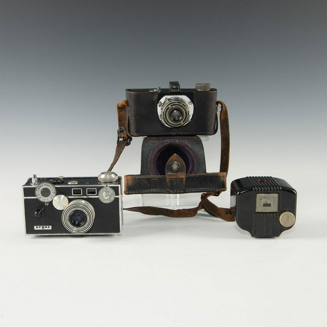 VINTAGE AMERICAN ART DECO 35MM FILM CAMERA TRIO (1 of 13)