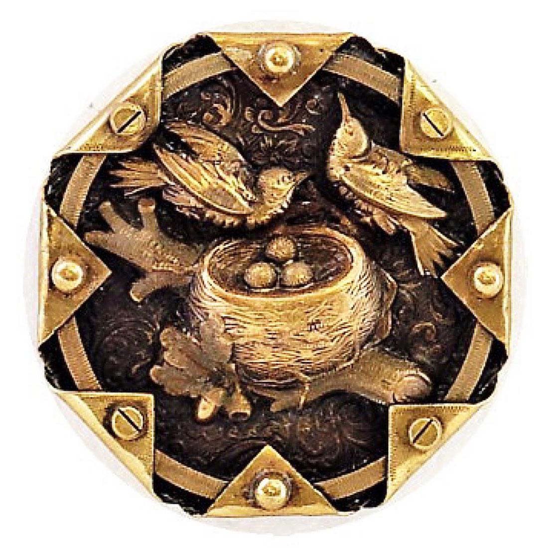 LARGE HANDKERCHIEF CORNER BIRDS AND NEST BUTTON: Large brass handkerchief corner birds and nest This listing is for a scarce and sought after very large brass handkerchief corner button in fine detail depicting two birds and a birds nest. Fabulous b
