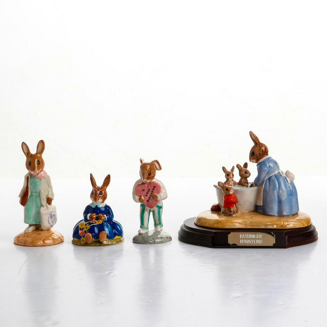 4 ROYAL DOULTON BUNNYKINS: Shopper DB233, Sweetheart DB174, Bath Night DB241, Daisie DB7. Bath Night includes pedestal. Artist: Warren Platt, Walter Hayward, Barbara Vernon, Graham Tongue. Issued: 20th c. Edition Number: 334 Ed