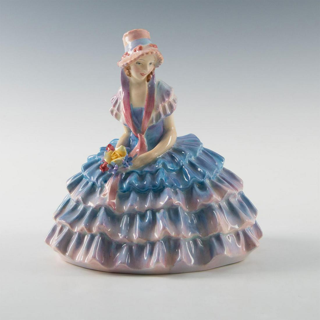 ROYAL DOULTON FIGURINE, CHLOE HN1479: Harradine Classics collection. Stamped Doulton to bottom. Issued: 1931-1949 Dimensions: 5.5"H Manufacturer: Royal Doulton Country of Origin: England
