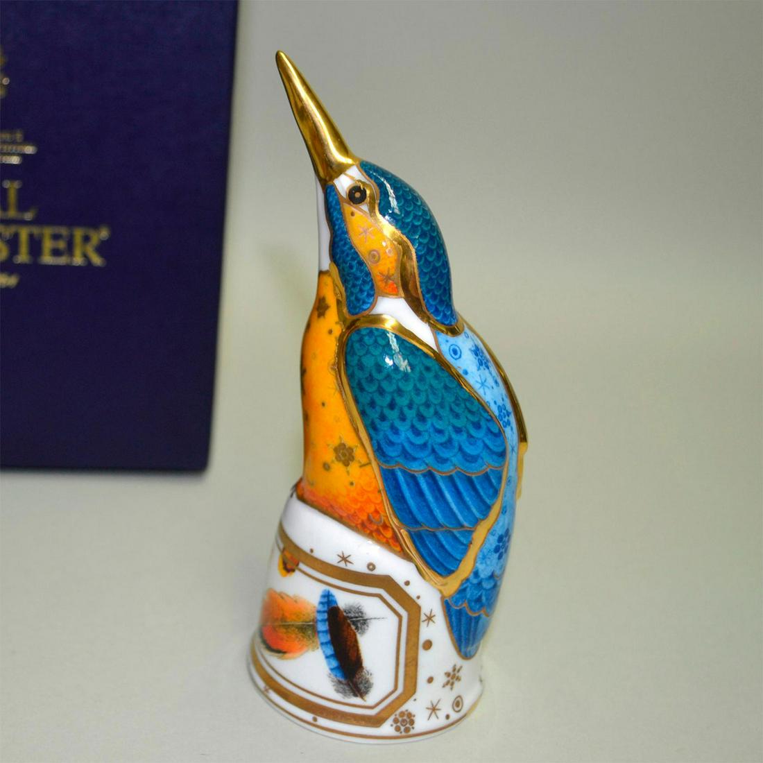 ROYAL WORCESTER PORCELAIN KINGFISHER CANDLE SNUFFER: English Fine Bone China. Hand created, hand painted. Vintage. Box. English Fine Bone China. Hand created, hand painted. Vintage. Box. Artist: Royal Worcester Issued: Vintage Dimensions: 5"H Manufactur
