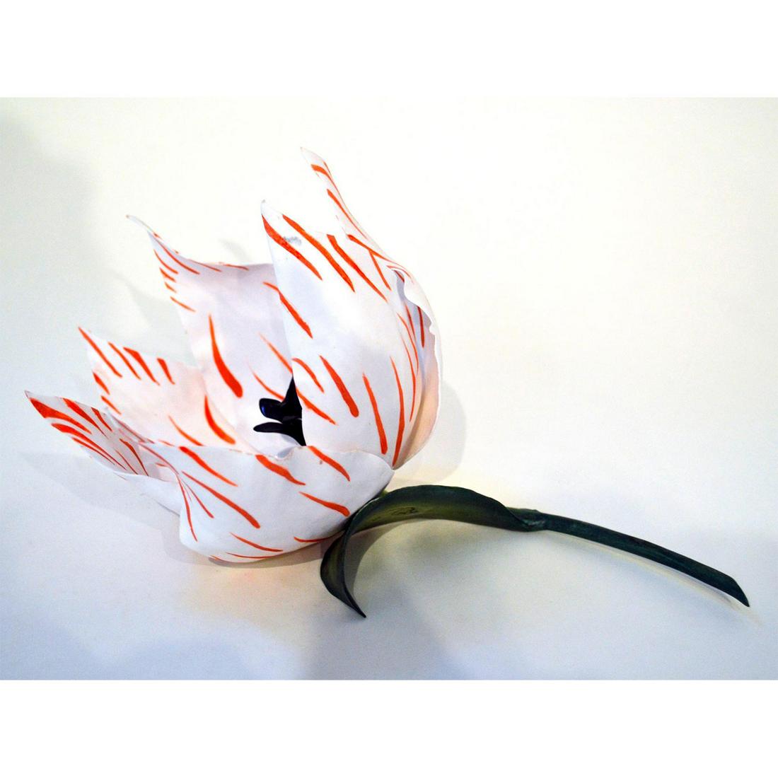 CONNOISSEUR PORCELAIN OF MALVERN TULIP FLOWER: English Fine Bone China, bisque decorated. Hand made, hand painted, signed Fleur Cowles. Vintage. English Fine Bone China, bisque decorated. Hand made, hand painted, signed Fleur Cowles. Vintage. Arti