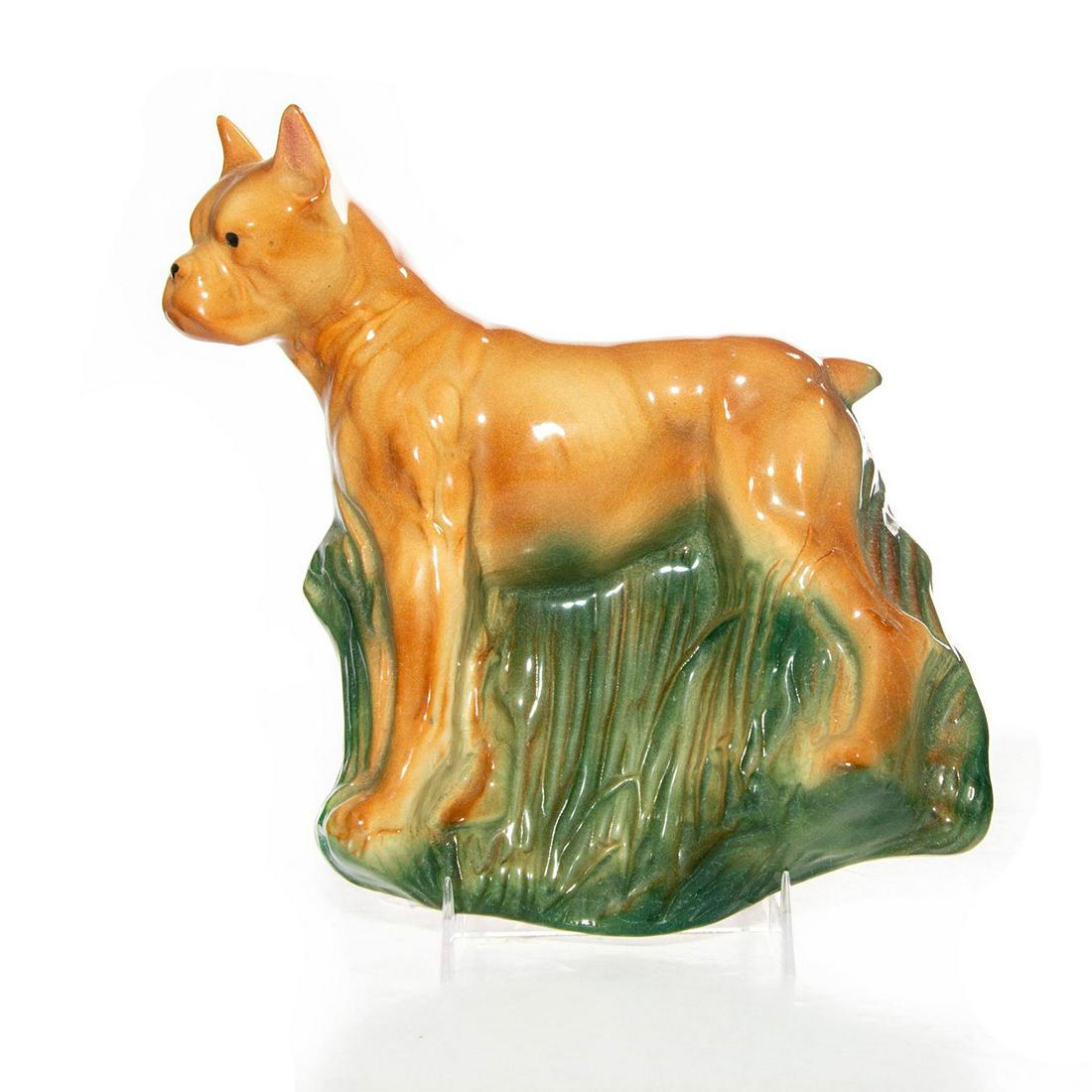 BRUSH MCCOY WALL POCKET PLANTER, BOXER DOG: Boxer in grass wall planter. 542 USA stamp on the back. Dimensions: 8.5"H x 6.75"W Manufacturer: McCoy Country of Origin: United States