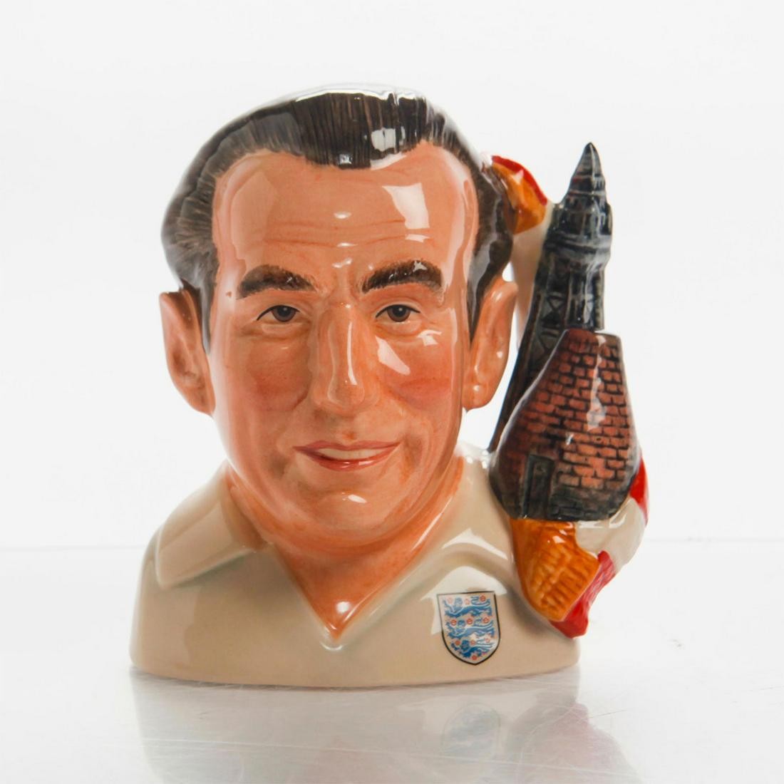 SIR STANLEY MATTHEWS D7161 - LARGE - ROYAL DOULTON (1 of 3)