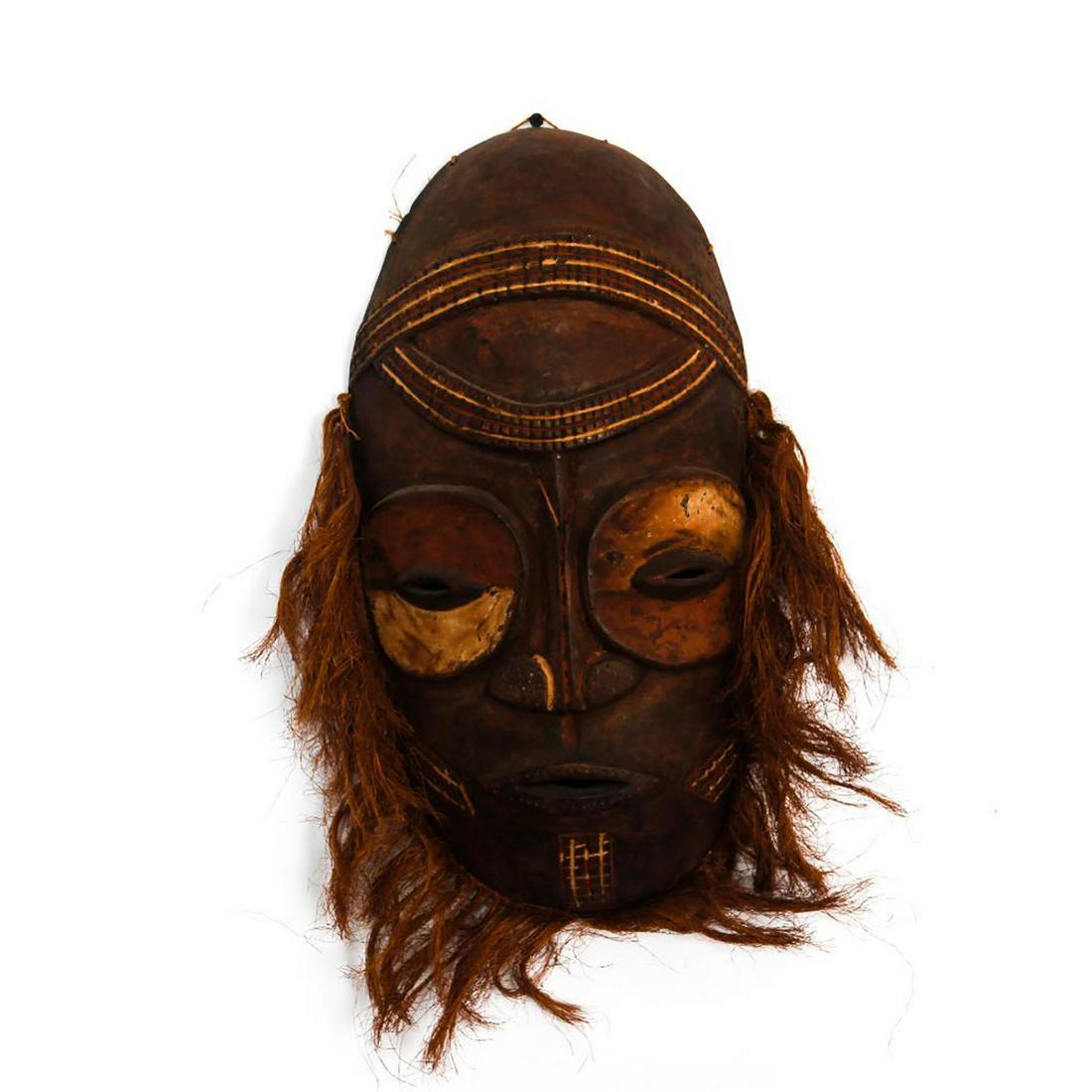 VINTAGE TRADITIONAL AFRICAN KUBA MASQUERADE MASK (1 of 3)