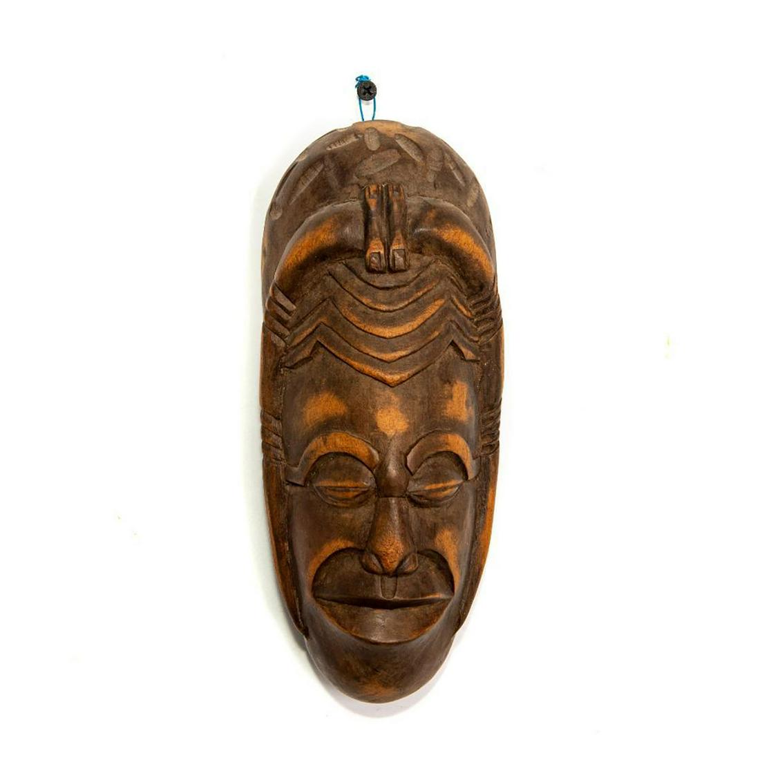 VINTAGE AFRICAN TRIBAL WOODEN WALL MASK (1 of 4)