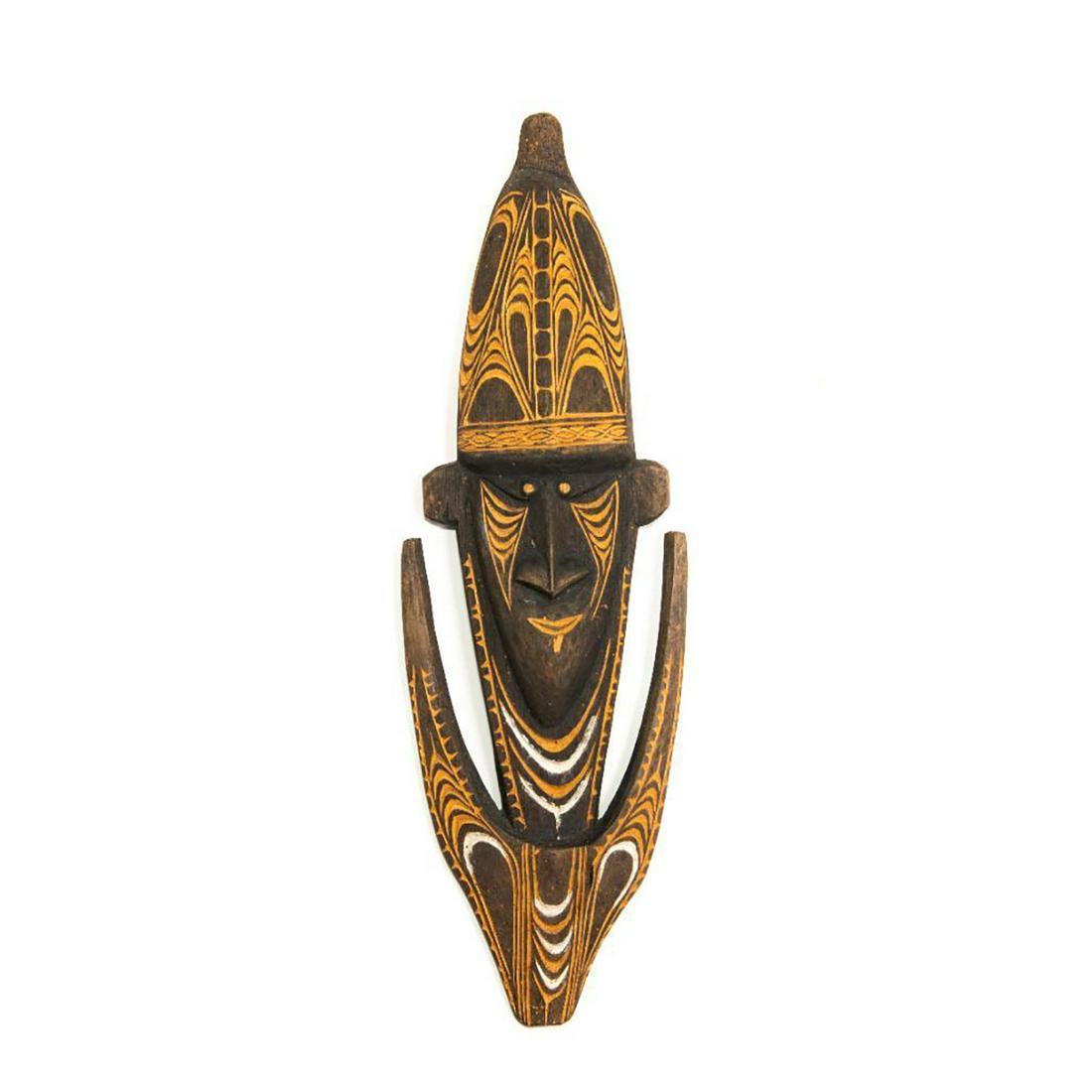 VINTAGE PAPUA NEW GUINEA WOODEN BASKET HOOK (1 of 4)