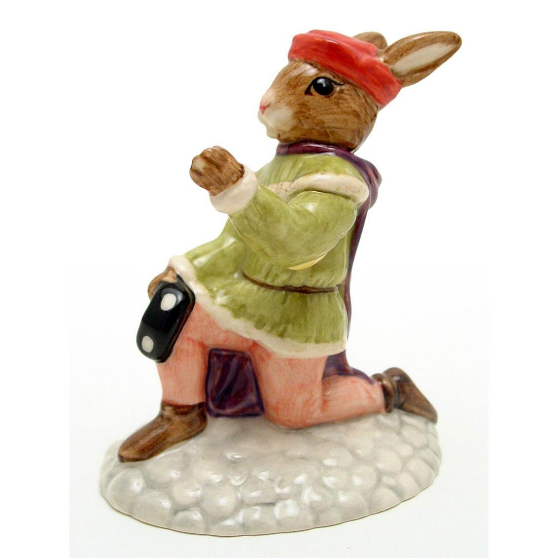 ROMEO DB284 - ROYAL DOULTON BUNNYKINS: Royal Doulton Bunnykins, Romeo Bunnykins DB28 (Gold and green coloration). Designed by Harry Sales, issued 1984 - 1984. Size 3.5"H Artist: M. Alcock Issued: 2003 - 2003 Dimensions: 3.75"H Manufacturer