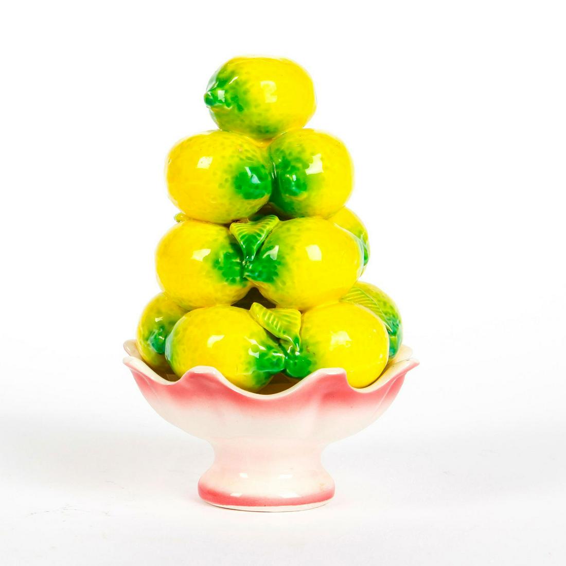 PORCELAIN KITCHEN DECOR OF LEMONS ON A DISH: Hand decorated bone china yellow fruit. Chipped leaf. Issued: 20th c. Dimensions: 10"H