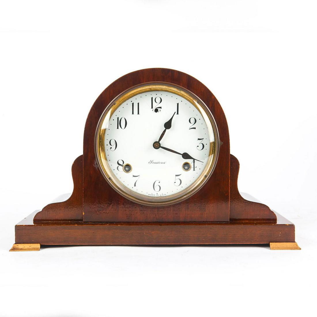 VINTAGE AMERICANA SESSIONS WOODEN MANTLE CLOCK: Original metal components, pendulum. Beautiful decor cabinet. Issued: c. 1930 Dimensions: 9.75"H x 15.5"L Manufacturer: Sessions Clock Company Country of Origin: United States