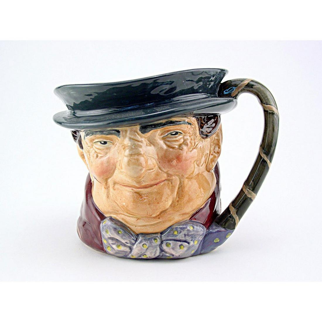 TONY WELLER D6044 - MINI - ROYAL DOULTON CHARACTER JUG: Royal Doulton Character Jug, Tony Weller D6044 (dark grey hat; maroon coat; grey-white bow with yellow spots). Designed by Leslie Harradine and Harry Fenton. Series: Charles Dickens' Characters, issue