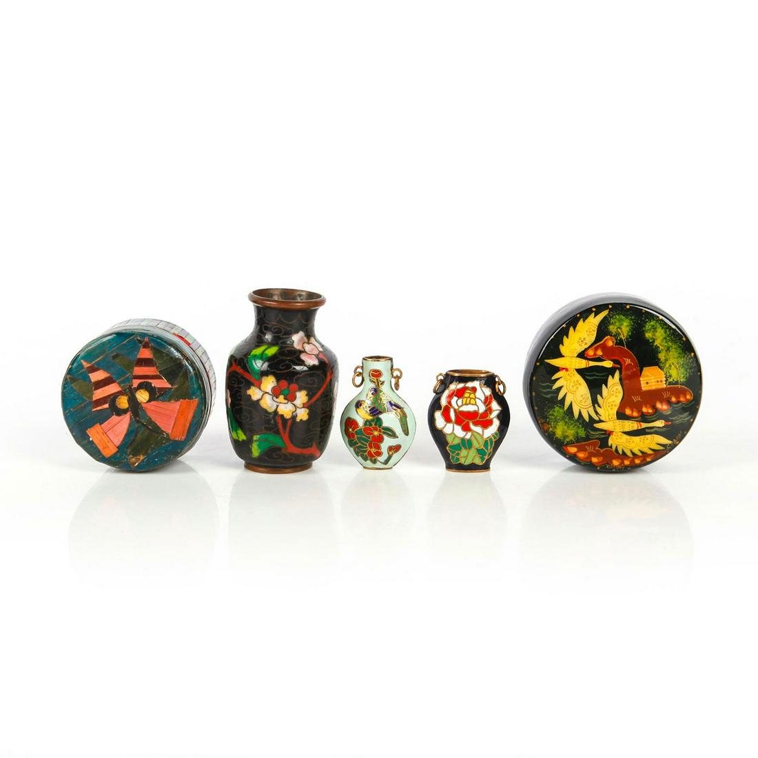 GROUP OF 5 VINTAGE CHINESE BOXES AND ORNAMENTS (1 of 5)