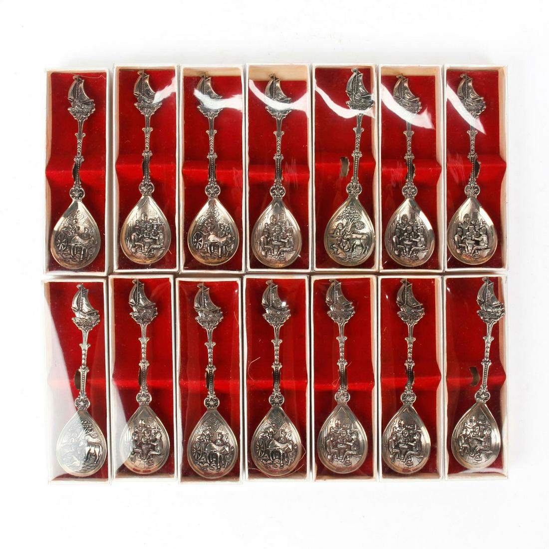 GROUP OF 14 VINTAGE HOLLAND SILVERPLATE SPOONS, FLORIDA (1 of 4)