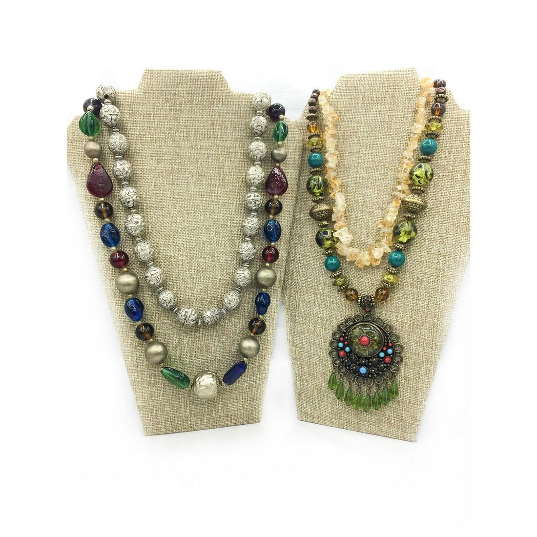 4 BEADED NECKLACES WITH BEADS AND STONES (1 of 2)