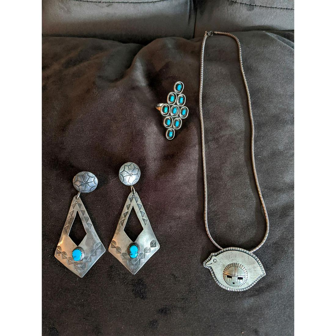3 PIECES, NATIVE AMERICAN STERLING SILVER JEWELRY (1 of 2)