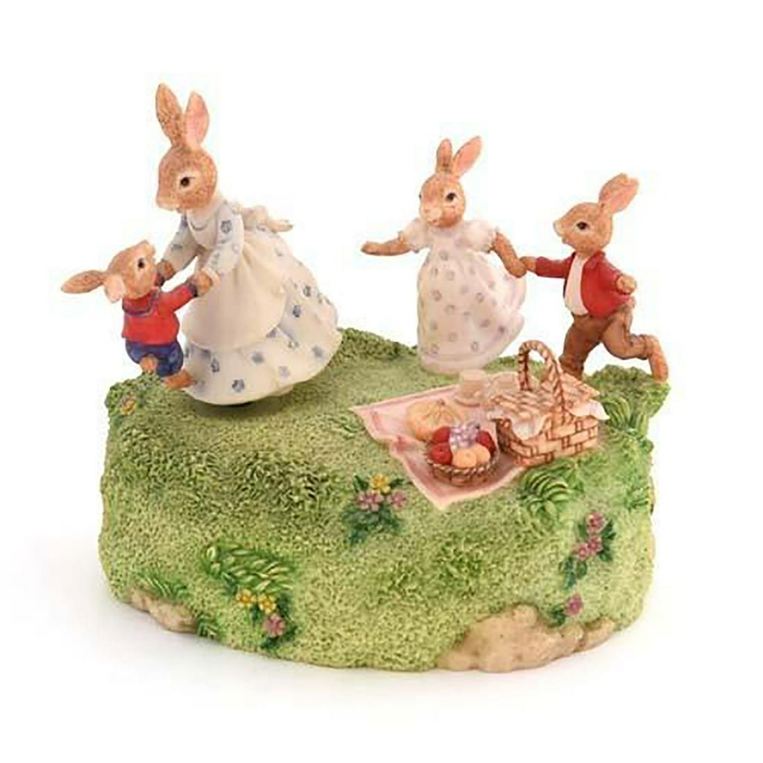 MUSIC BOX PICNIC TIME DBR15 - ROYAL DOULTON BUNNYKINS (1 of 1)