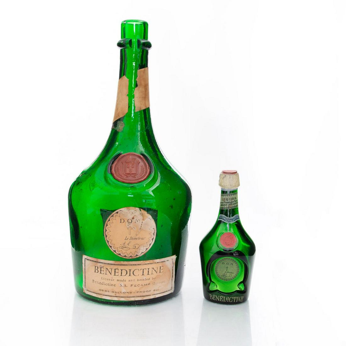 ANTIQUE BENEDICTINE LIQUEUR BOTTLE AND ASHTRAY (1 of 10)