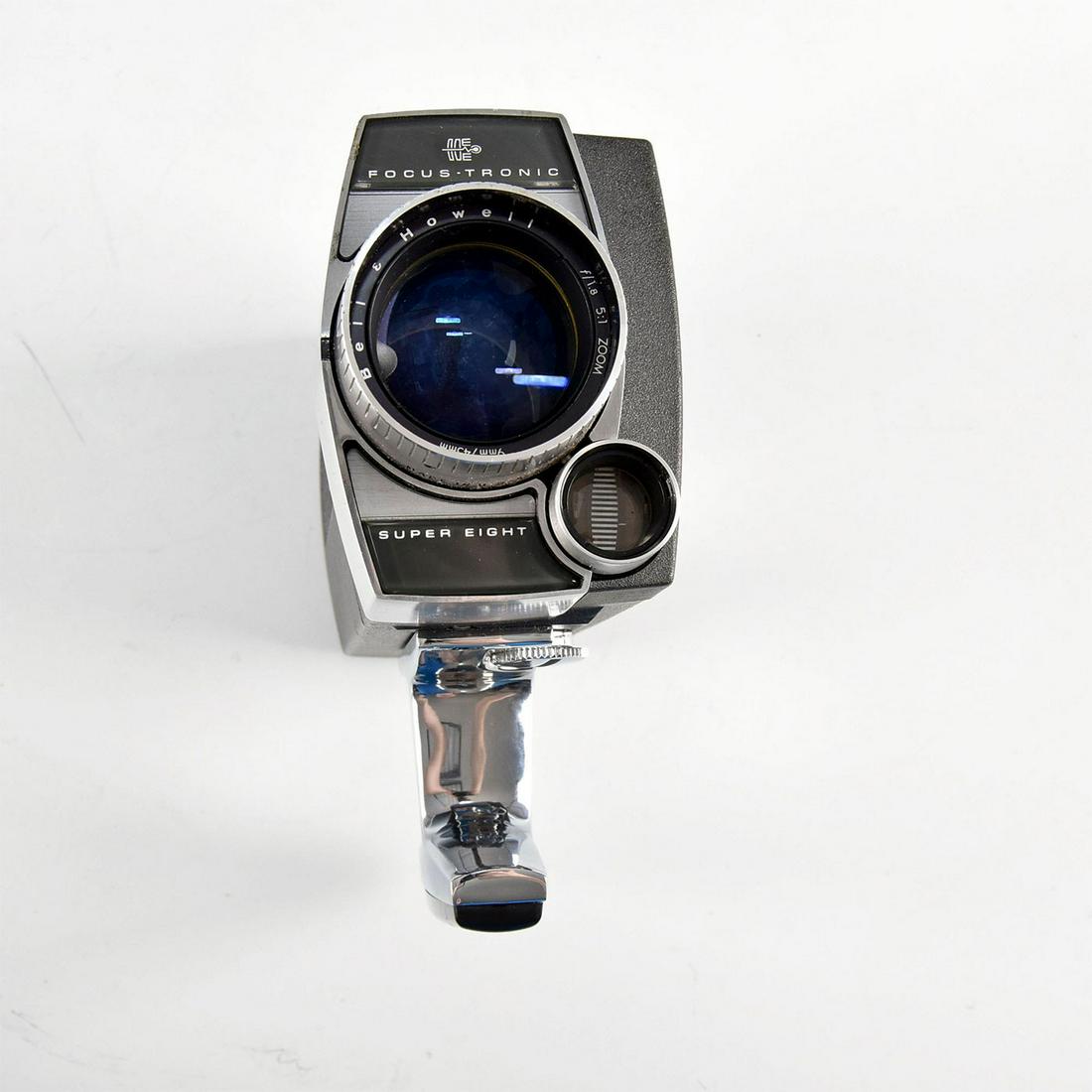 BELL AND HOWELL AUTOLOAD VINTAGE HOME MOVIE CAMERA (1 of 6)