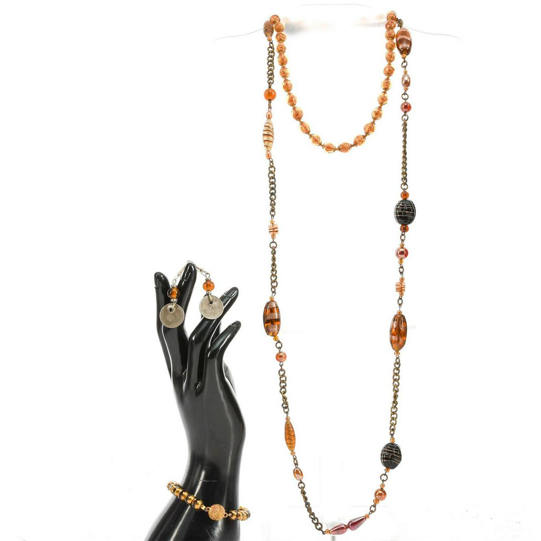 GOLDEN VENETIAN GLASS BEADED JEWELRY (1 of 4)