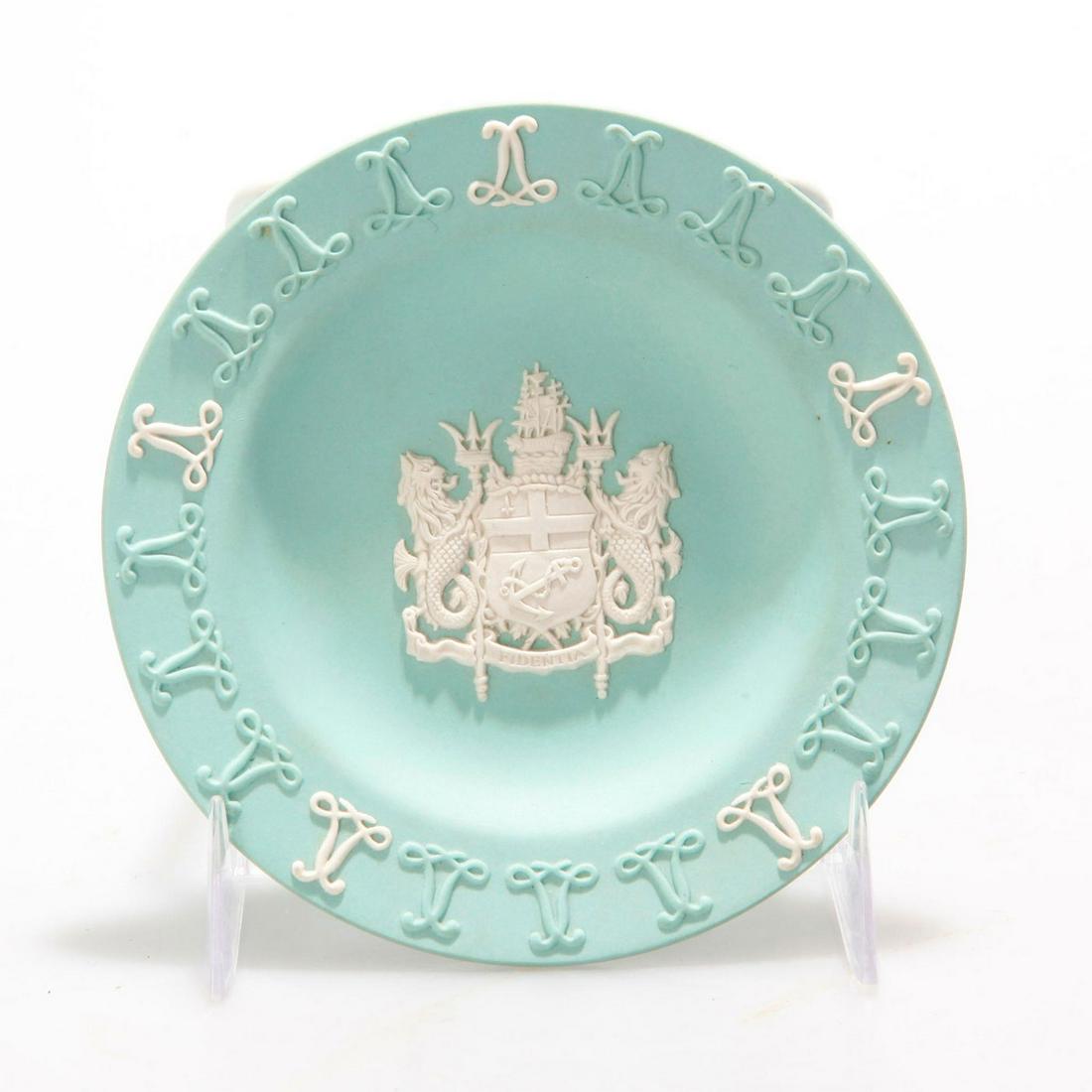 WEDGWOOD LLOYDS OF LONDON COMMEMORATIVE BONBONIERE (1 of 3)