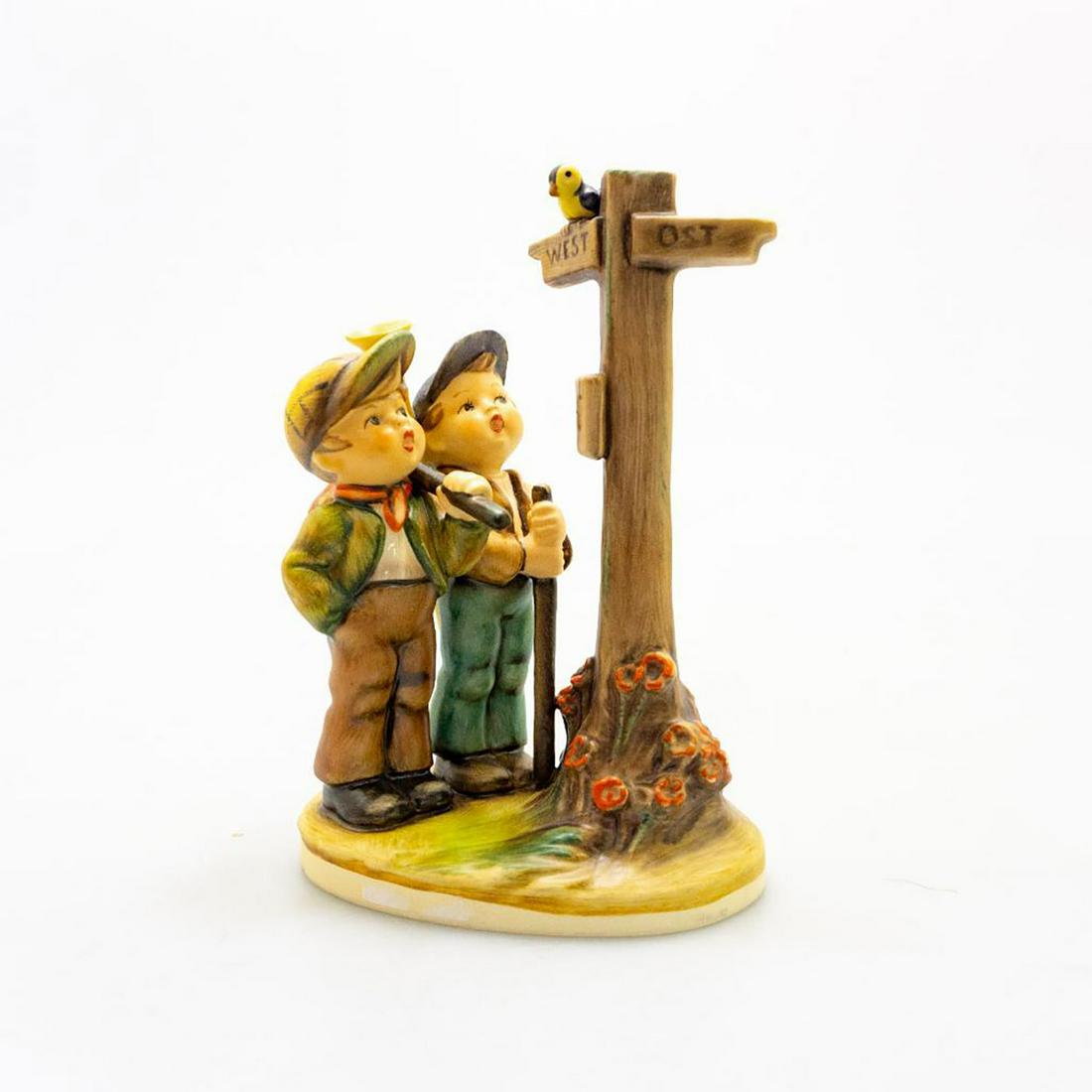 GOEBEL HUMMEL FIGURINE, CROSSROADS #331 (1 of 3)