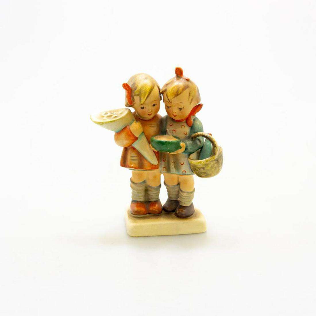 GOEBEL HUMMEL FIGURINE, GOING TO GRANDMAS 52 (1 of 3)