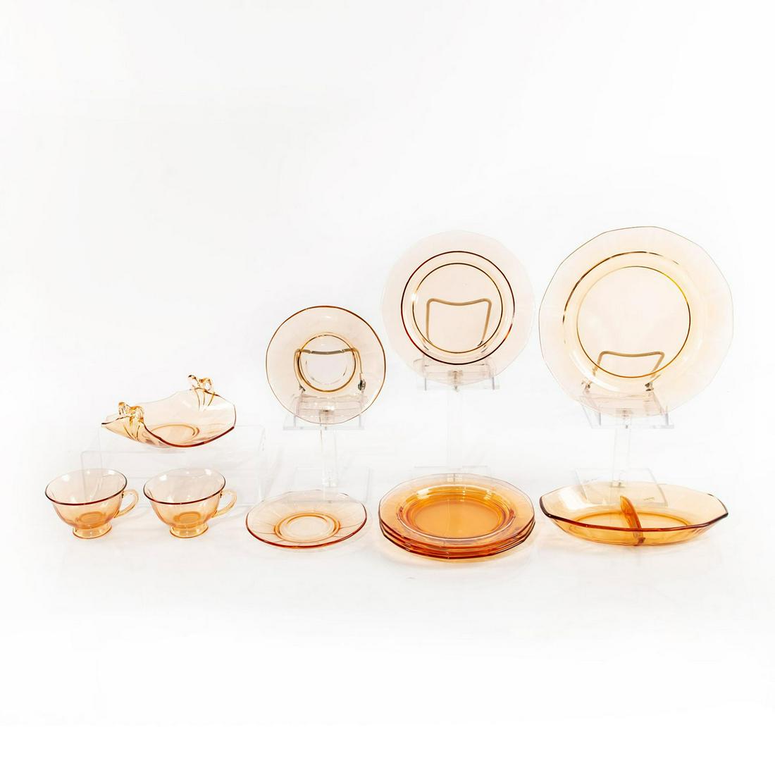 11PC VINTAGE PINK DEPRESSION GLASSWARE (1 of 2)