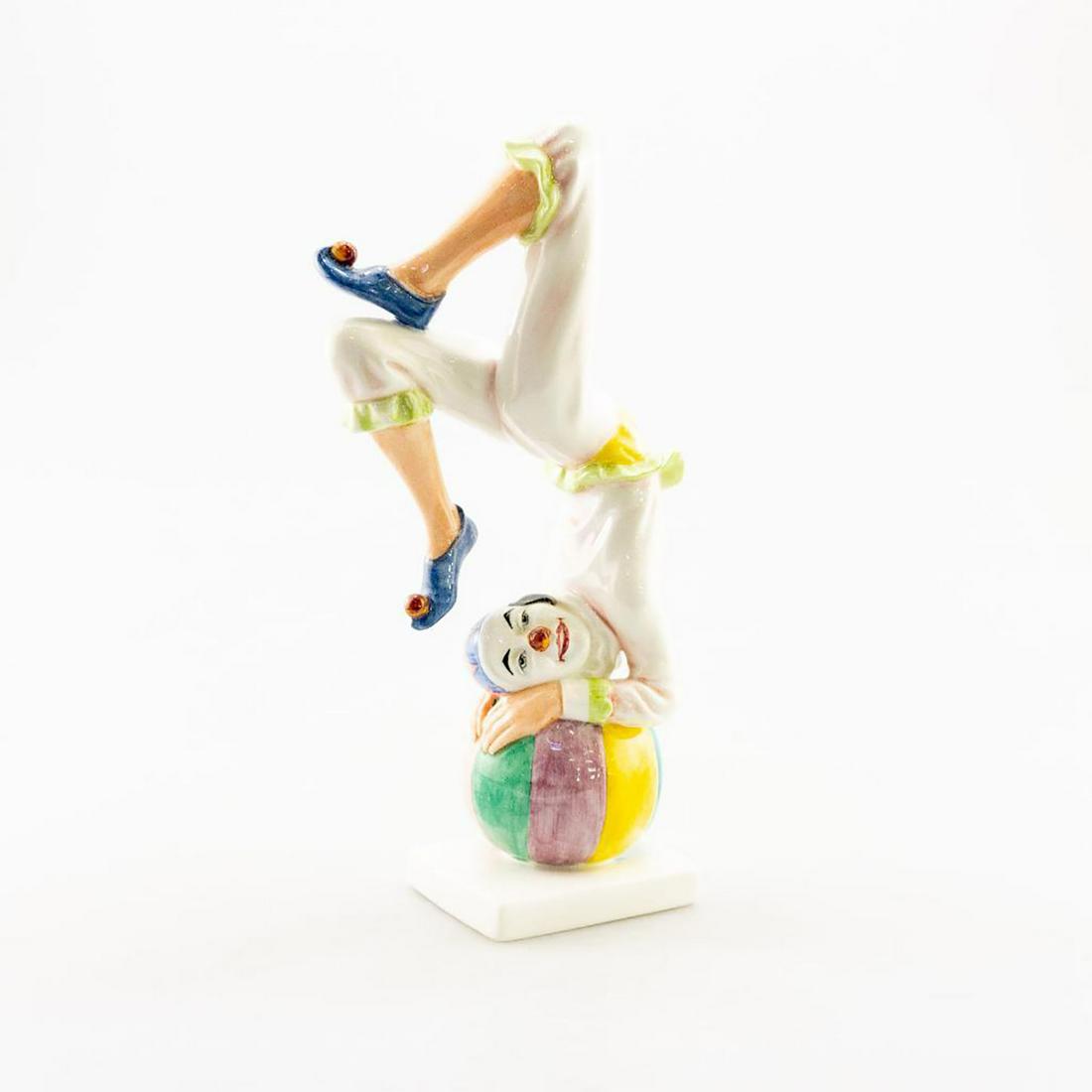 Tumbling Hn3283 - Royal Doulton Figurine: Part of the Clown series. Royal Doulton backstamp. Artist: Douglas V. Tootle Issued: 1990-1994 Dimensions: 8.75"H Manufacturer: Royal Doulton