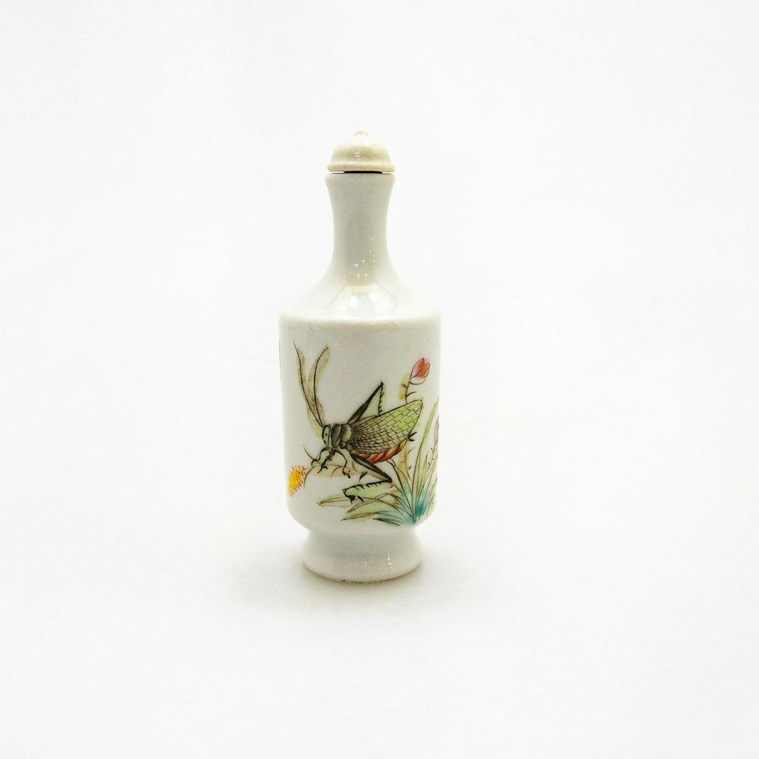 Chinese Vintage Snuff Bottle, Cricket Of Longevity: Glazed white, with encircling insect of good luck, flora, and Chinese letters. #SnuffBottles #VintageSnuffBottles #Tobacciana #Crickets #GoodLuck #Longevity Issued: c. 1970 Dimensions: 3.5"H x 1.5"W C