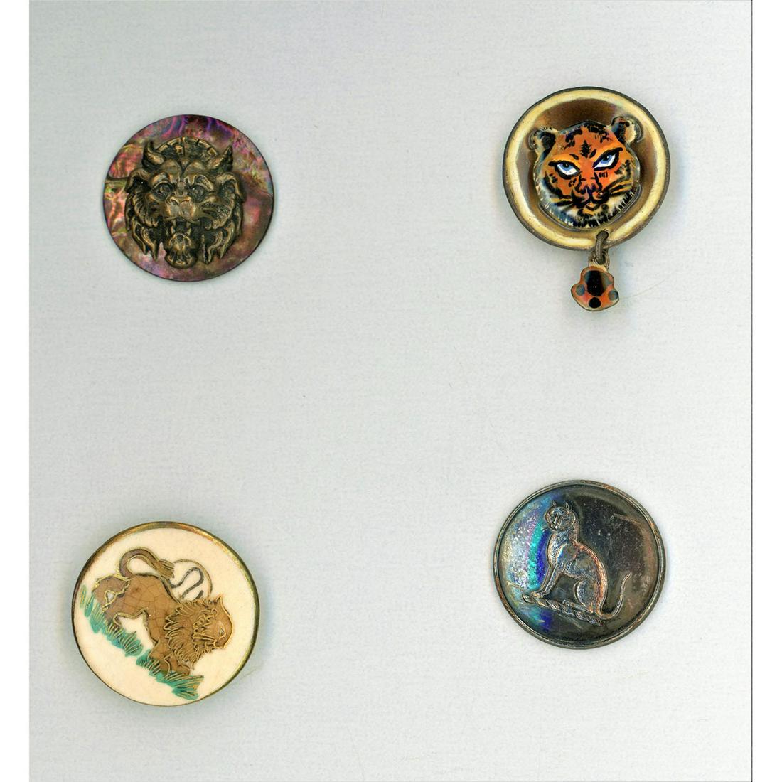 One Samll Card Of Lion Buttons Including Satsuma: 4 Medium 19th/20th century lion buttons in assorted materials. The lot includes a medium crest lion, a medium Satsuma example, a brass escutcheon on pearl and a scarce enamel with moveable part create
