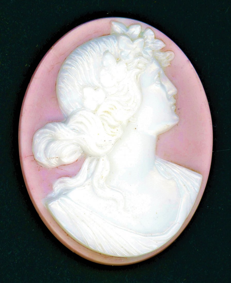 One Division One White Glass Oval Head Button: One large size pink coated white glass cameo button. This rare glass cameo head is a beautiful example of a rosette shanked glass button, and beautifully detailed. Issued: DIVISION 1=PRE 1918 AND DIVI