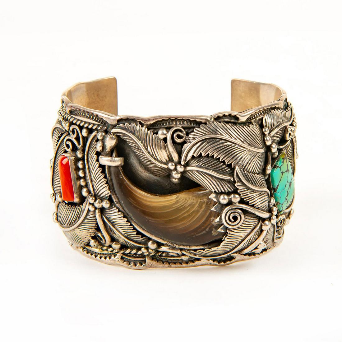 Native American Navajo Bear Claw Sterling Silver Cuff (1 of 4)