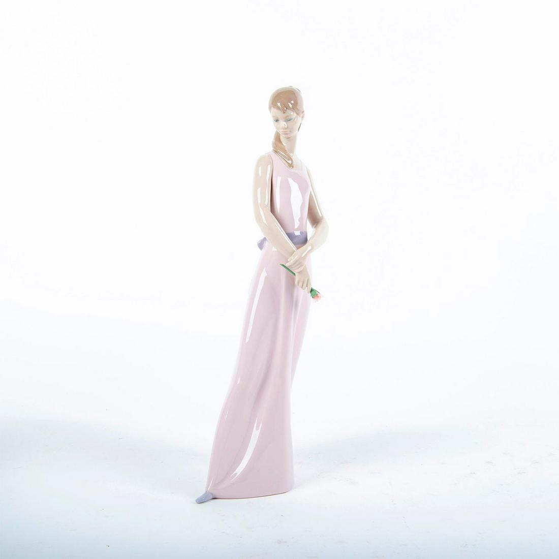 Lladro Porcelain Figure, The Lady Of The Rose 1006857 (1 of 3)