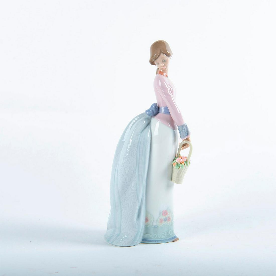 Lladro Porcelain Figurine, Basket Of Love 01007622 (1 of 3)