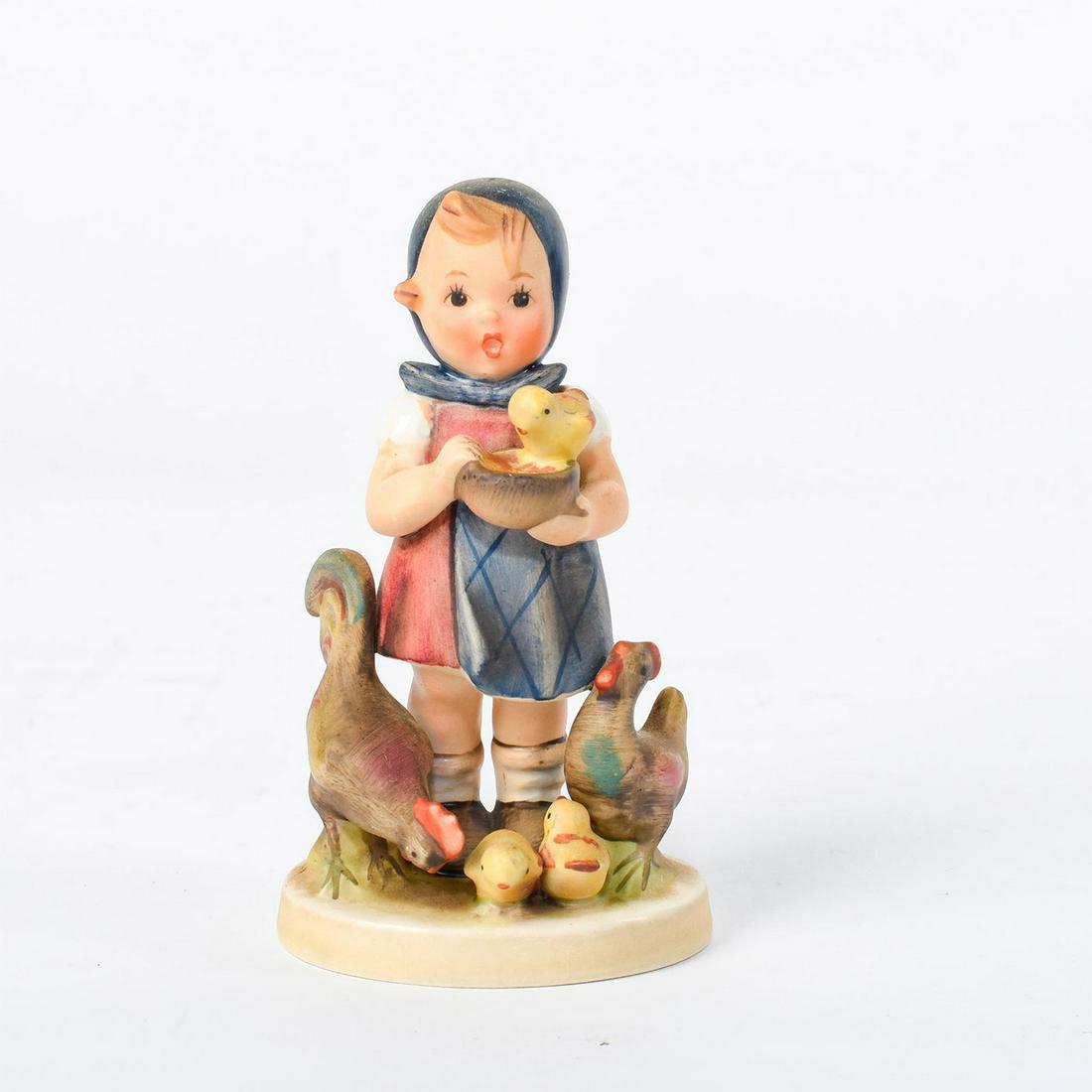 Goebel Hummel Figurine, Feeding Time Girl 199/0 (1 of 3)