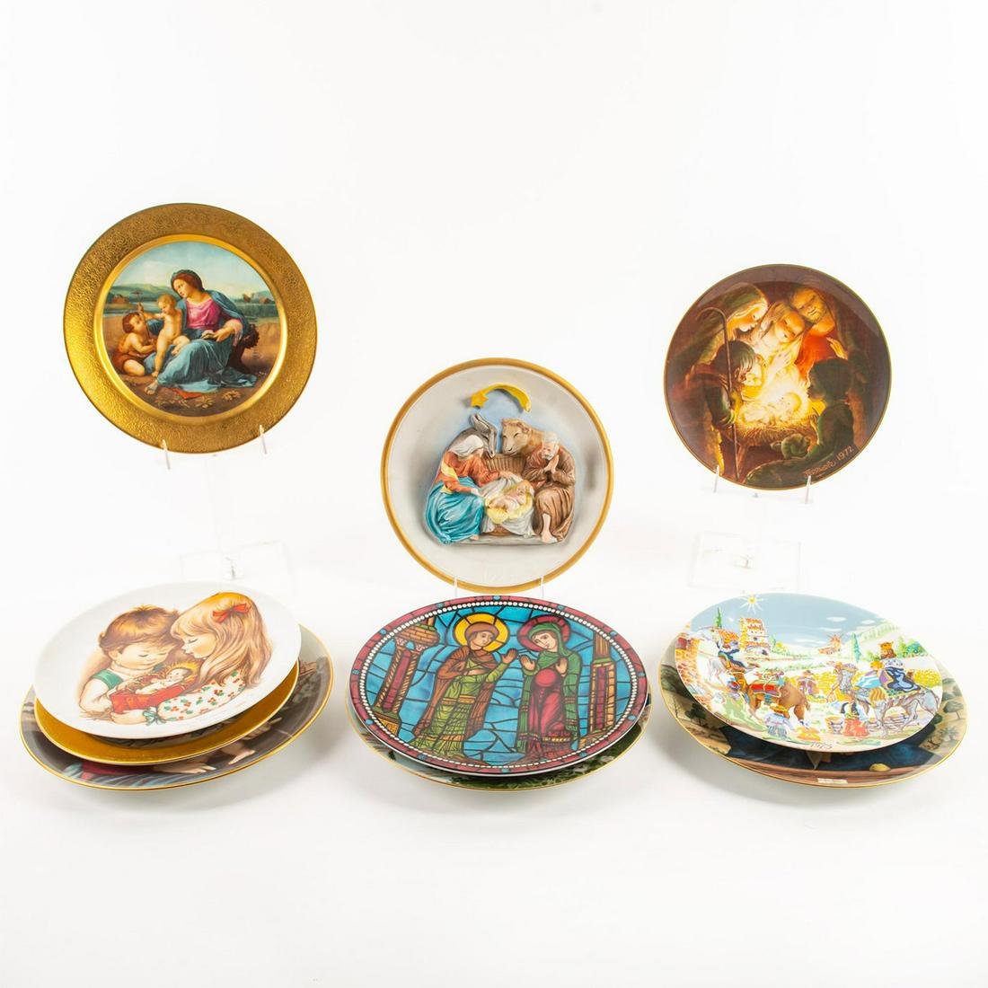 10 Decorative Ceramic Collectors Plates, Religious (1 of 2)