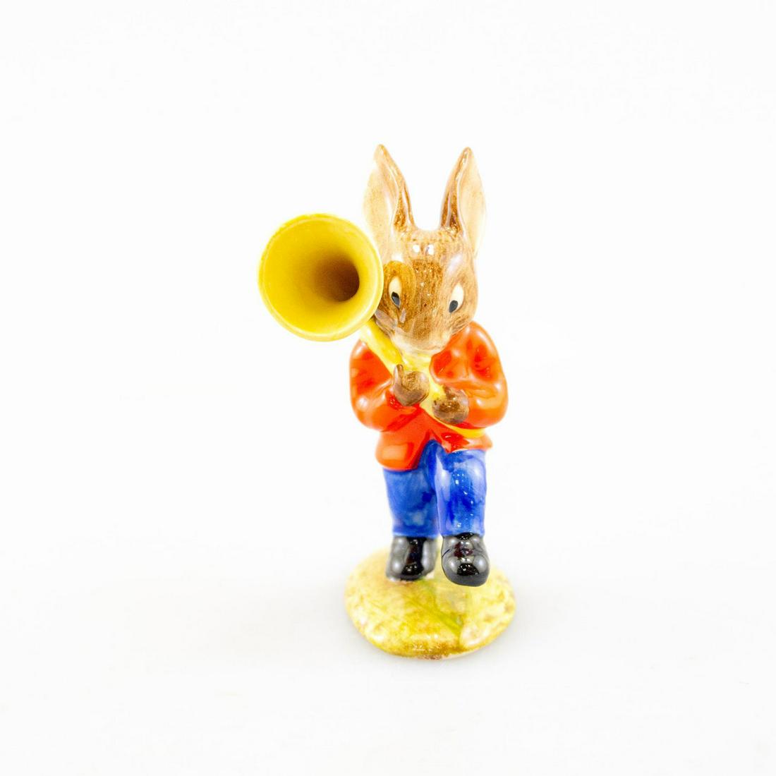 ROYAL DOULTON BUNNYKINS SOUSAPHONE PLAYER DB23 (1 of 5)