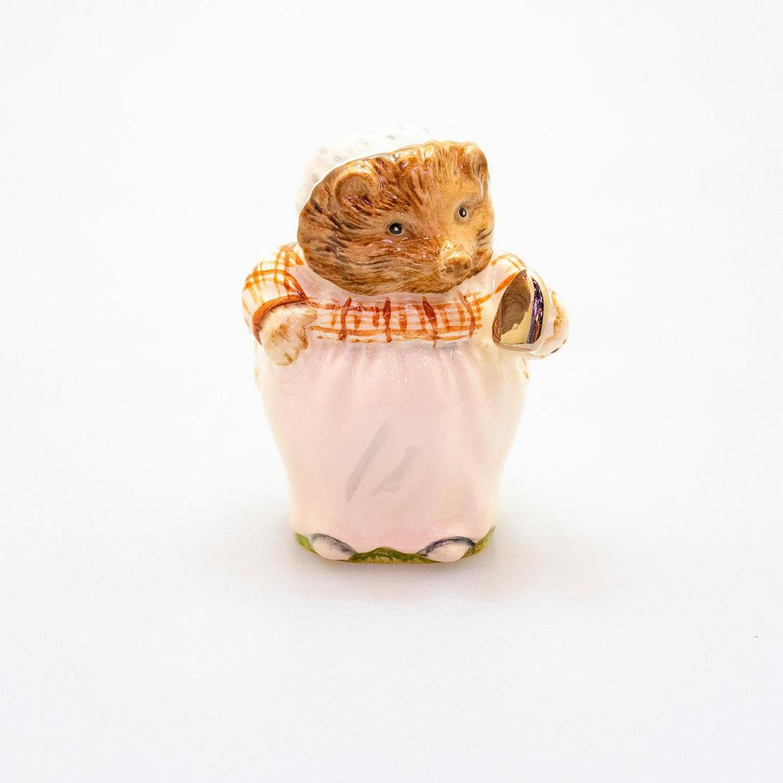 Beswick Ware Beatrix Potter Figurine, Mrs Tiggy Winkle (1 of 3)