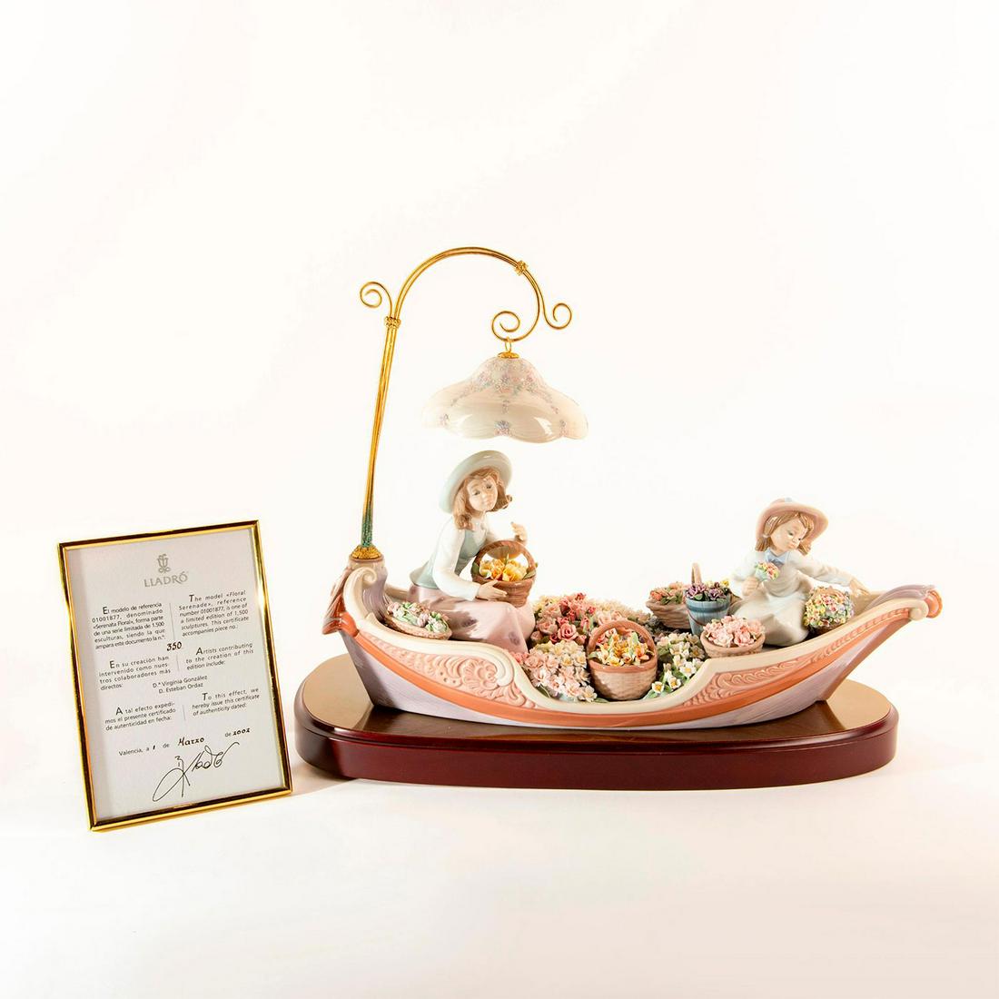 Flowers Forever 01005966 - Lladro Porcelain Figure (1 of 7)