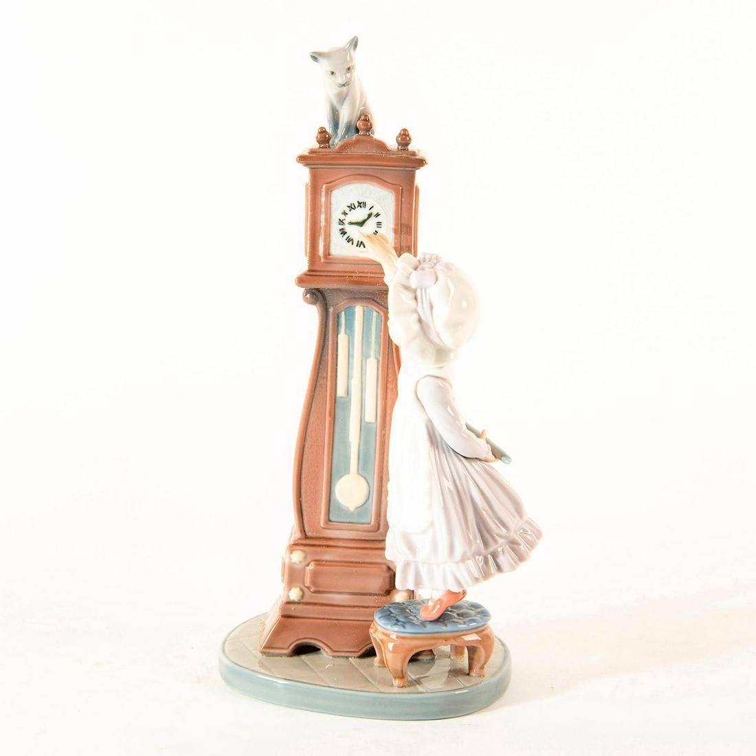 Bedtime 1986/1998 1005347 - Lladro Porcelain Figure (1 of 4)