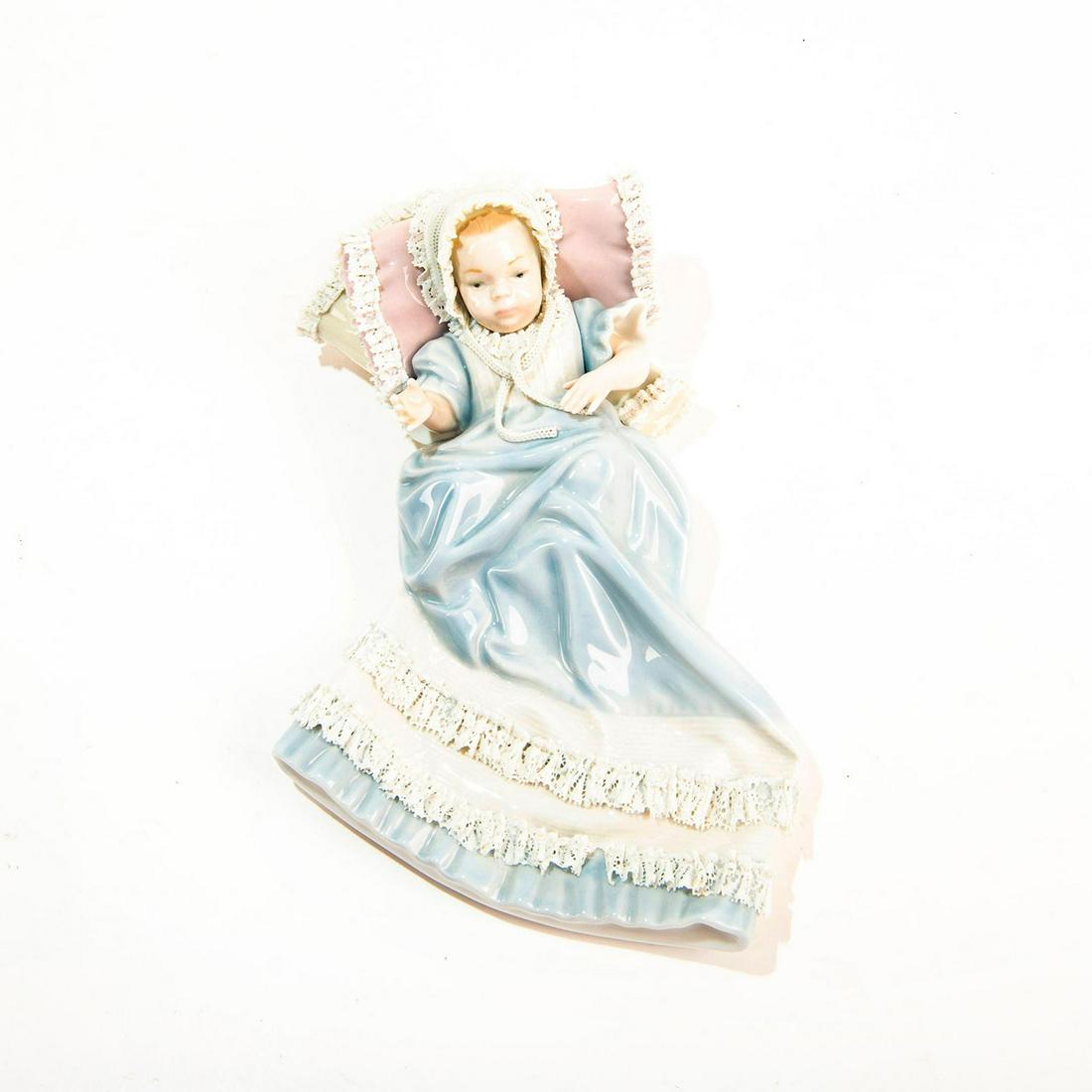 Christening 1989/1991 1005618 - Lladro Porcelain Figure (1 of 2)