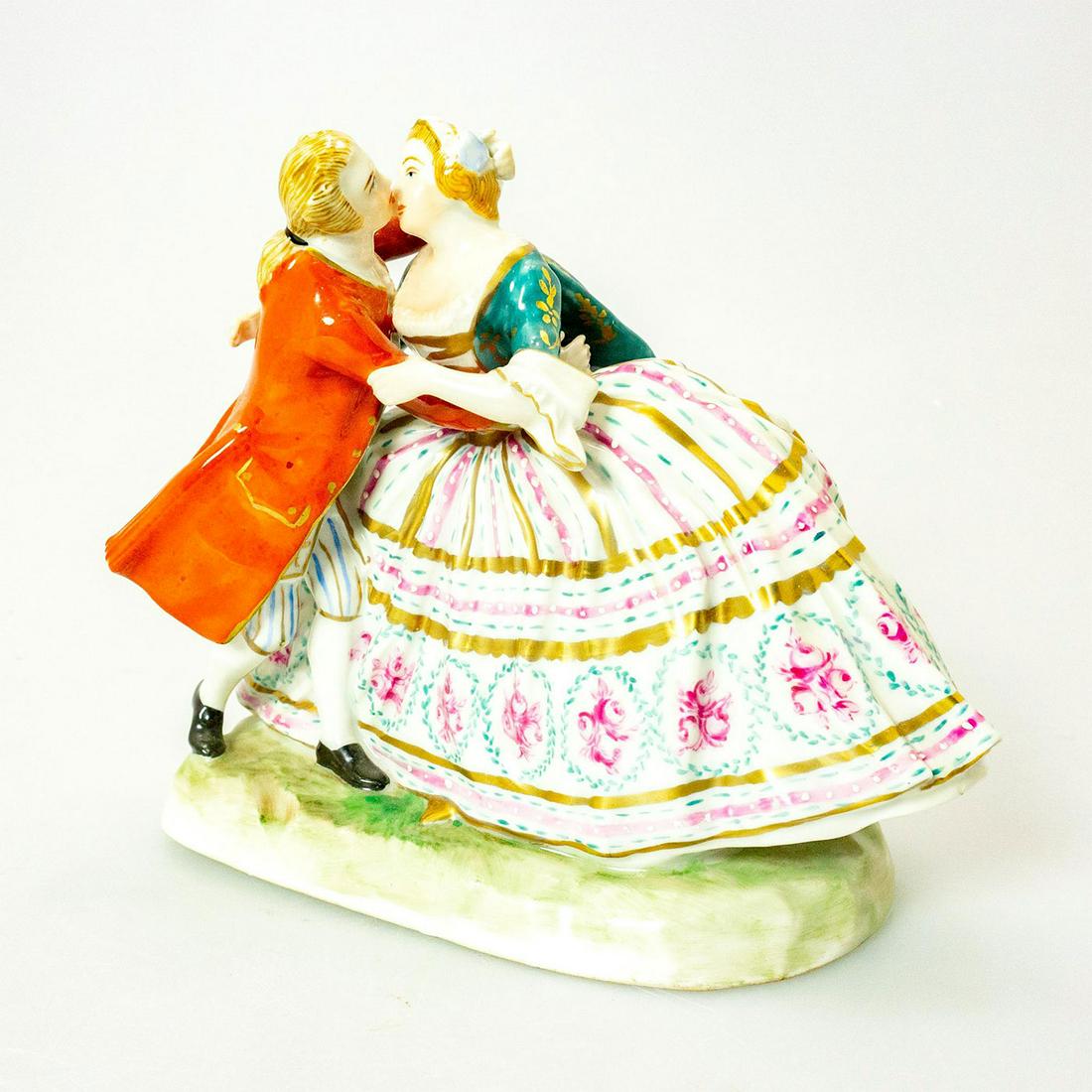 Dresden Porcelain Figural Group, Couple Kissing (1 of 5)